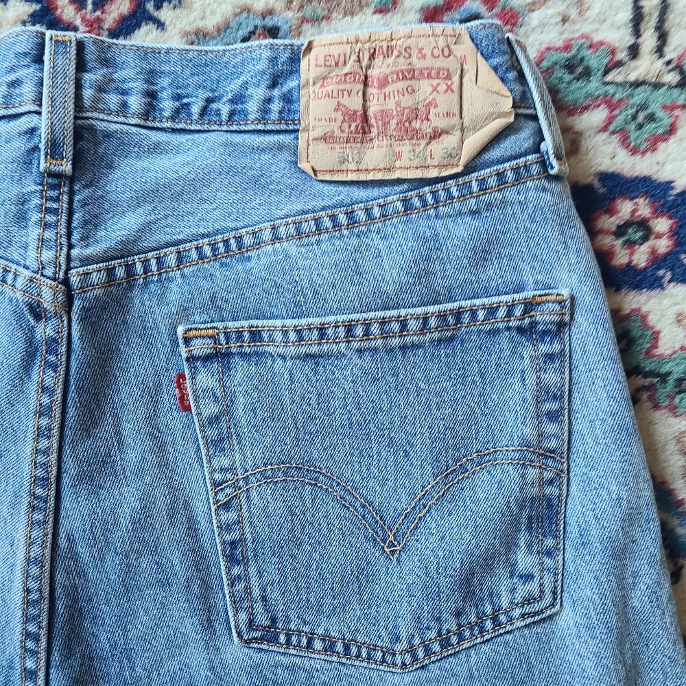 VTG Levi's 501 34 x 30 100% Cotton Medium Wash Blue Denim Jeans Made In Mexico